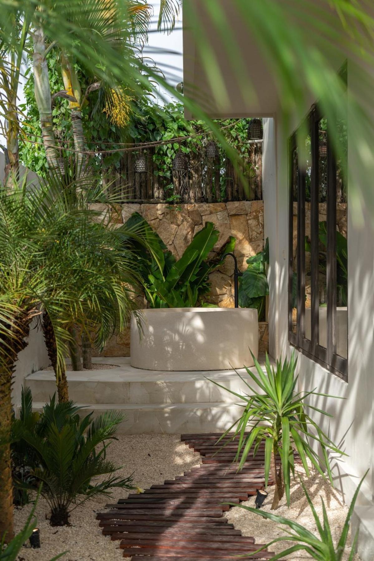The Jungle - Luxurious & Tropical Concept - 3Br - Central Canggu エクステリア 写真