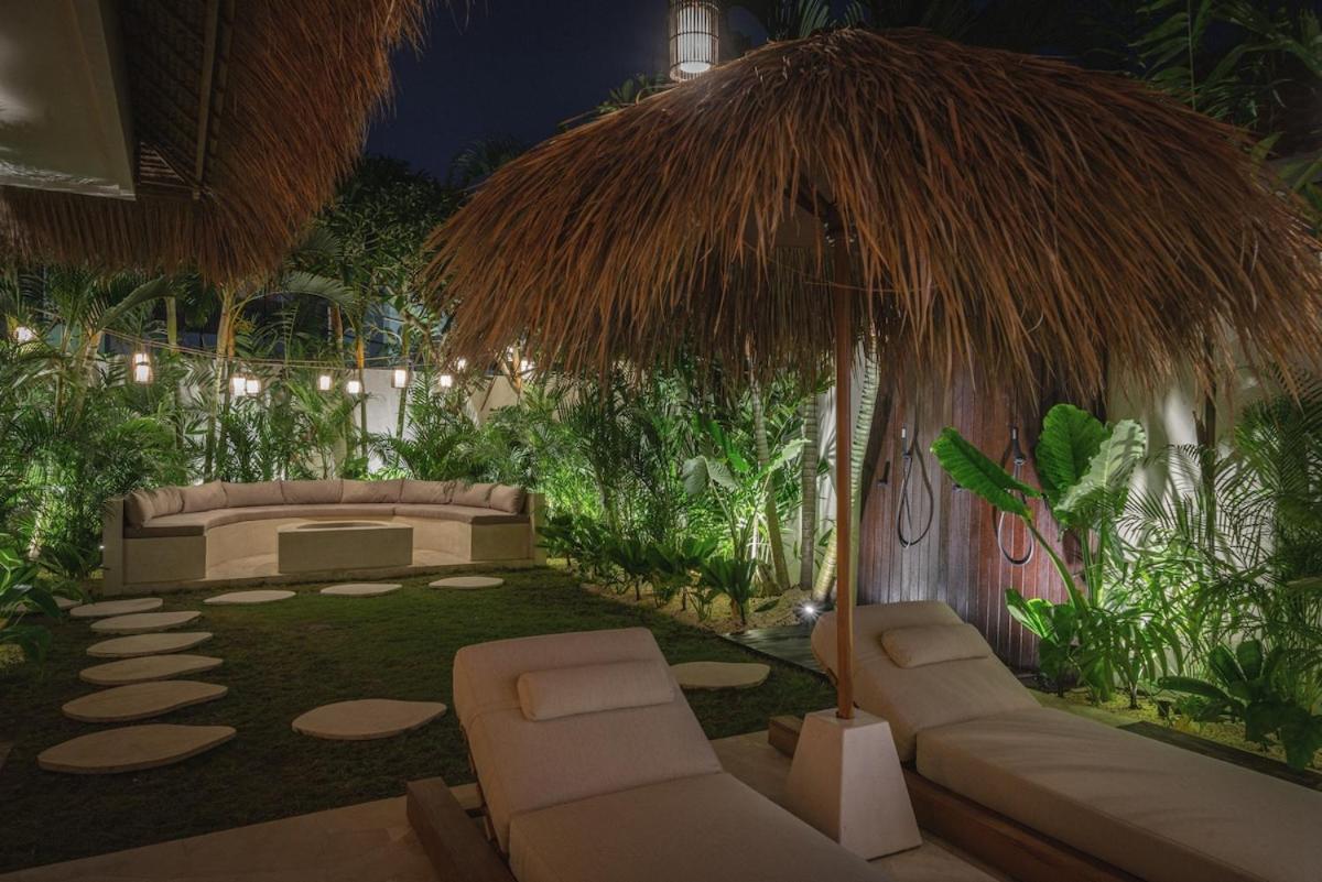 The Jungle - Luxurious & Tropical Concept - 3Br - Central Canggu エクステリア 写真